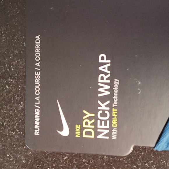 Nike Unisex Neck Wrap - Picture 4 of 7